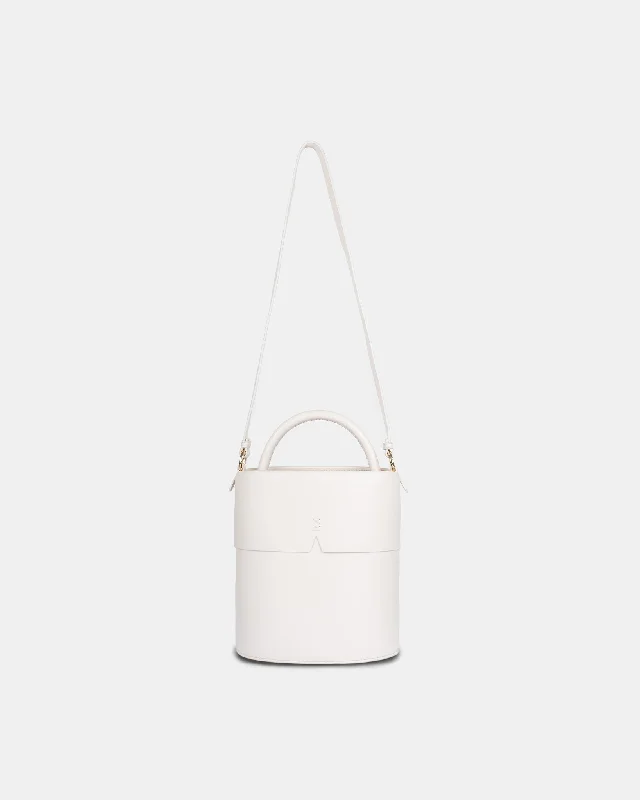 Faux Fur - Lined Bucket Bag in White for a Cozy Winter AccessoryGaia Bucket Bag - OAT