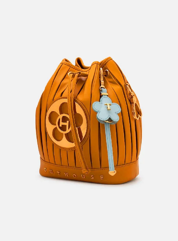 Rattan Bucket Bag in Natural Color with Beadwork for a Tropical VacationOH Poppi Bucket Bag in Auker Yellow