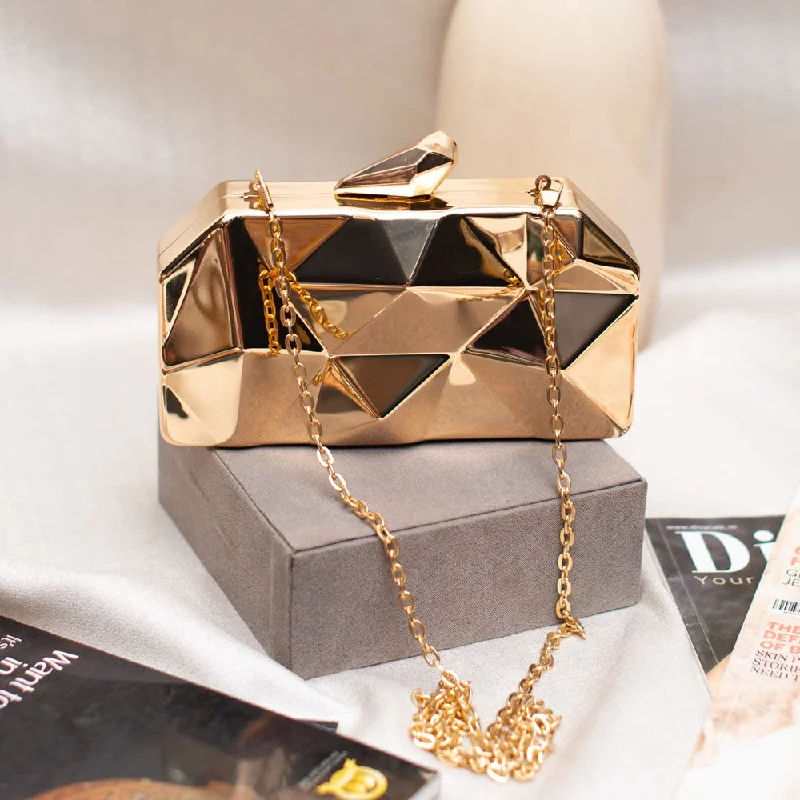 Women's Faux Fur Clutch in White for Winter BallsMetallic Gold Hexagon Metal Clutch