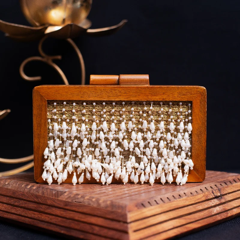 Mirrored Clutch in Silver for Futuristic - Themed GatheringsWhite Pearl Tassel Embellished Wooden Clutch